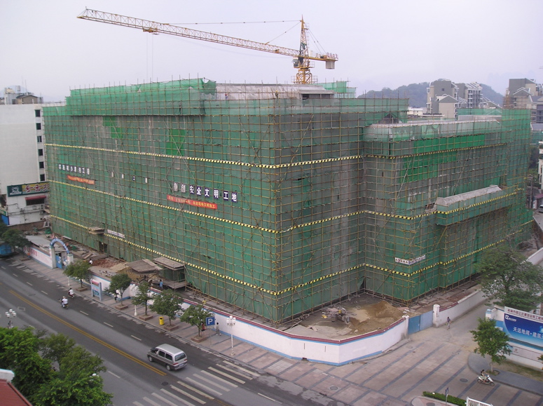 P8300789